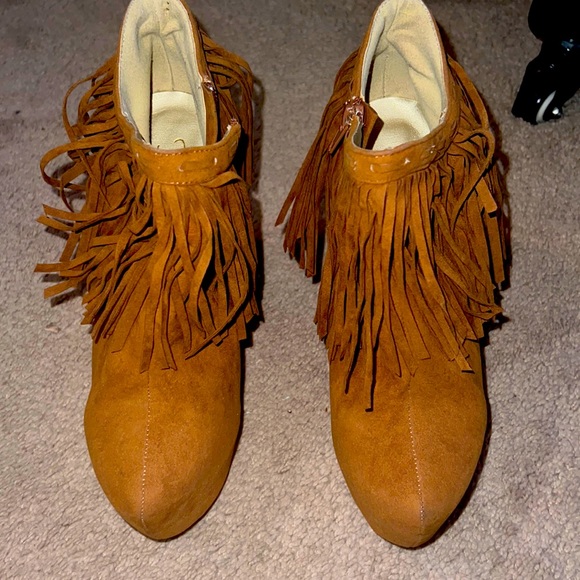 Privilege Lola Fringe ankle bootie. - Picture 2 of 7